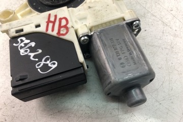 MOTOREK OKNO PŘEDNÍCH PRAVÝCH DVEŘE RENAULT