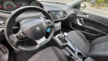 Peugeot 308 II 2014 Peugeot 308 1.6HDI Panor Navi PDC Serwis Orygi..., zdjęcie 25