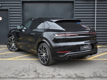 Porsche Cayenne III SUV Facelifting 3.0 353KM 2026 PORSCHE Cayenne Coupe Black Edition Suv 2.0 (353KM) 2026, zdjęcie 1