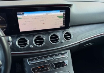 Mercedes Klasa E W213 Limuzyna 2.0 220d 194KM 2019 Mercedes-Benz Klasa E 195KM 220d 4matic salon Polska kamera 2.0 Diesel, zdjęcie 11