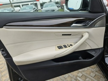 BMW Seria 5 G30-G31 Limuzyna 520d 190KM 2018 BMW 520 2.0 Diesel 190KM Automat xDrive salon PL, zdjęcie 14