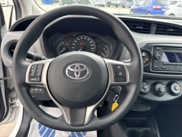 Toyota Yaris III Hatchback 5d Facelifting 2017 1.5 Dual VVT-iE 111KM 2018 Toyota Yaris 1,5-Dual-VVT-iE III (2011-2019) 1,5-D, zdjęcie 12