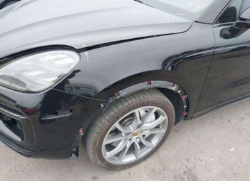 Porsche Cayenne III 2019 Porsche Cayenne 2019, 4.0L, 4x4, TURBO, od ubezpieczalni 4.0 Benzyna 541KM, zdjęcie 1