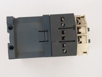 Контактор TELEMECANIQUE LC1D18 BL 24 В постоянного тока 2,4 Вт