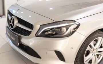 Mercedes Klasa A W176 Hatchback 5d Facelifting 180 122KM 2017 Mercedes-Benz Klasa A 180 Style 1.6 Benzyna 122KM, zdjęcie 8