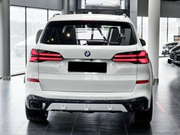 BMW X5 G05 SUV Facelifting 3.0 30d 298KM 2026 BMW X5 xDrive30d Sport Suv 2.0 (298KM) 2026, zdjęcie 2