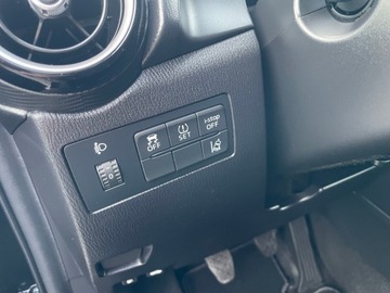 Mazda 2 III Hatchback 5d 1.5 SKY-G 75KM 2015 Mazda 2 2015r 1.5 Benzyna 75KM Bogato wyposażona, zdjęcie 32