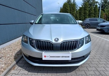 Skoda Octavia III Liftback Facelifting 1.6 TDI 115KM 2018 Skoda Octavia 1.6 TDI 115KM Ambition Salon PL Vat 23 ASO 1.6 Diesel 115KM, zdjęcie 3