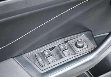 Volkswagen T-Roc I SUV Facelifting 1.5 TSI ACT 150KM 2025 Volkswagen T-Roc R-Line Pakiety, ACC, Kamera, Podgrzewane fotele, Digital, zdjęcie 18