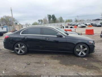 Mercedes Klasa C W206 2022 Mercedes-Benz Klasa C MERCEDES-BENZ C 300 SEDAN 2.0 Benzyna 255KM, zdjęcie 1