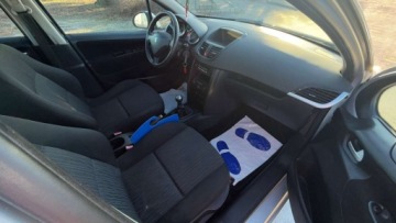 Peugeot 207 Hatchback 5d 1.4 75KM 2010 Peugeot 207 Raty 1.4 8V benz 75KM Starsza jednostka bez awaryjna KLIMA GW, zdjęcie 12