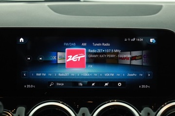 Mercedes GLA II Off-roader 1.3 200 163KM 2020 Mercedes GLA GLA 200, Salon Polska, Serwis ASO, zdjęcie 10