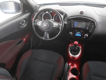 Nissan Juke I SUV Facelifting 1.2 DIG-T (Euro 6) 115KM 2016 Nissan Juke 1.2 DIG-T, Salon Polska, Navi, Klima, zdjęcie 6