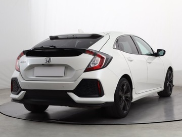 Honda Civic X Hatchback 5d 1.0 VTEC Turbo 129KM 2017 Honda Civic 1.0 VTEC Turbo, Salon Polska, zdjęcie 4