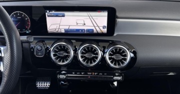 Mercedes Klasa A W177/V177 Sedan Facelifting 2.0 220 190KM 2023 Mercedes-Benz Klasa A Salon PL 4Matic AMG Line Kamera MBUX CarPlay Android, zdjęcie 15