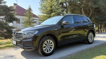 Volkswagen Touareg III SUV 3.0 V6 SCR TDI 231KM 2021 Volkswagen Touareg Volkswagen Touareg 3.0 V6 TDI SCR 4Mot 3.0 Diesel 231KM