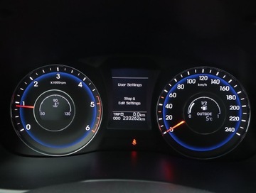 Hyundai i40 Sedan 1.7 CRDi 115KM 2012 Hyundai i40 1.7 CRDI, Klima, Tempomat, Parktronic, zdjęcie 10