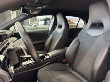 Mercedes Klasa A W177/V177 Hatchback Plug-In 1.3 250e 218KM 2020 Mercedes-Benz Klasa A AMG Line Plug In Fotele kubelkowe Nawigacja Kame, zdjęcie 8