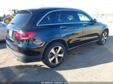 Mercedes GLC C253 2021 Mercedes-Benz GLC 300 4Matic 2021 2.0l 2.0 Benzyna 255KM, zdjęcie 2