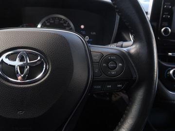 Toyota Corolla XII Sedan 1.5 VVT-i 125KM 2022 Toyota Corolla 1.5 VVT-i, Salon Polska, zdjęcie 17