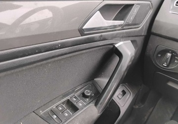 Volkswagen Tiguan II SUV Facelifting 1.5 TSI 150KM 2022 Volkswagen Tiguan 2022r, 1.5 Benzyna. AUT. Uszkodzony.Poobijany. Jezdzi. V, zdjęcie 10