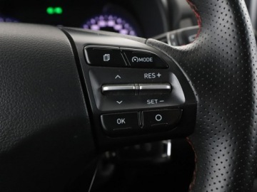 Hyundai Kona I Crossover 1.6 T-GDI 177KM 2018 Hyundai Kona 4x4 automat skóra navi klima auto, zdjęcie 29