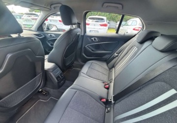 BMW Seria 1 F40 2021 BMW Seria 1 Samochod z gwarancja 1.5 Benzyna 136KM, zdjęcie 16