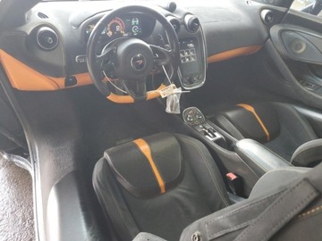  McLaren 570S Coupe 2018 3.8l 3.8 Benzyna 562KM, zdjęcie 8