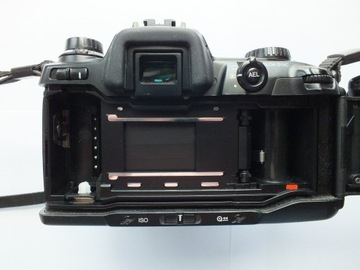 Minolta Dynax 600 si Classic + Exakta 35-70 мм 1:3,5-4,5 MC