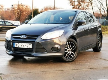 Ford Focus III Sedan Facelifting 1.6 TDCi 115KM 2014 FORD FOCUS III 1.6 TDCi Trend, Salon Polska, Serwisowany,2 Właściciel, zdjęcie 2