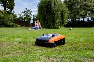 Роботизированная газонокосилка Yard Force COMPACT 280R