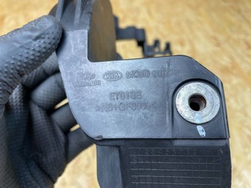 DRŽÁKY VÝZTUHA NÁRAZNÍKU SVĚTLA PŘEDNÍ LEVÝ KIA CEED II ET013E 2012-