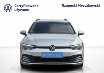 Volkswagen Golf VIII Variant 1.5 TSI 130KM 2022 Volkswagen Golf 1.5 TSI 130KM Life Fotele podgrzewane Side Assist 1.5 130KM, zdjęcie 11
