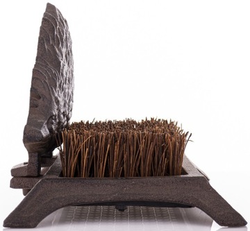 Чугунная коричневая стилизованная декоративная щетка для чистки обуви.
