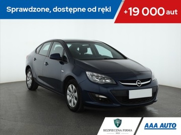 Opel Astra J Sedan 1.6 Twinport ECOTEC 115KM 2015 Opel Astra 1.6 16V, Salon Polska, Serwis ASO