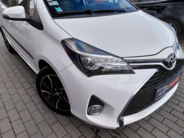 Toyota Yaris III Hatchback 5d Facelifting 1.33 Dual VVT-i 99KM 2016 Toyota Yaris Kamera Klimatronik Hands Free Alu 1.3 Benzyna 99KM, zdjęcie 3