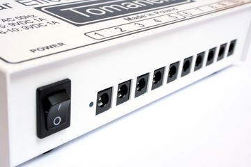 TOMANEK ProCASE-3 БЛОК ПИТАНИЯ НА 10 ЭФФЕКТОВ 9 В постоянного тока, СТАБИЛИЗИРОВАННЫЙ