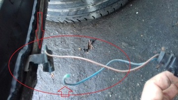 SKLO (OKNO) PŘEDNÍ SENSOR VW PHAETON 02-