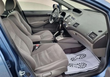 Honda Civic VIII 2006 Honda Civic Sliczna 1.33 Benzyna IMA Hybryda ORYGINAL Zadbana BOGATA WERSJA, zdjęcie 8