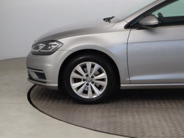 Volkswagen Golf VII Variant Facelifting 1.6 TDI-CR DPF BMT 115KM 2018 VW Golf 1.6 TDI, Salon Polska, Navi, Klima, zdjęcie 14