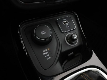 Jeep Compass II SUV 1.4 Multiair 170KM 2018 Jeep Compass 4x4 automat półskóra panorama navi, zdjęcie 28