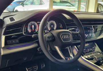 Audi Q8 SUV 3.0 45 TDI 231KM 2024 Audi Q8 Salon Polska Sline zawieszenie pneumatyczne , radary,marix 3.0, zdjęcie 2