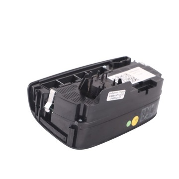 AUDI TT 8J PANEL PŘEPÍNAČŮ KLIMATIZACE 8J0820043AQ