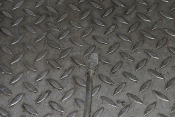 BMW 3 F30 318I 2018 ZADNÍ LEVÝ TŘMEN BRZDOVÝ BOČNÍ