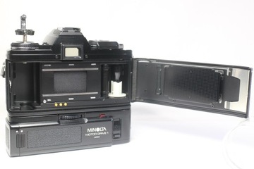 Minolta New X-700 MPS + объектив W.Rokkor-SG 28 мм F/3,5 + МОТОРНЫЙ ПРИВОД 1