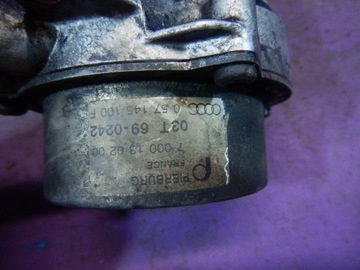 AUDI A8 D3 02-05 4.0 TDI ВАКУУМНЫЙ НАСОС 057145100F