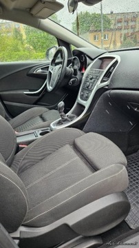 Opel Astra J Hatchback 5d 2.0 CDTI ECOTEC 160KM 2011 Opel Astra Opel Astra J 2.0 CDTI 1 Wlasciciel Nawi Nowy rozrzad, zdjęcie 15