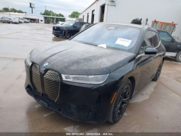 BMW 2023 BMW iX M60, 2023r., 4x4, zdjęcie 1