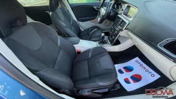 Volvo V40 II Cross Country D3 150KM 2015 Volvo V40 2.0d3 204KM bi xenon asyst.park Navi kamera panorama zamiana 1, zdjęcie 35