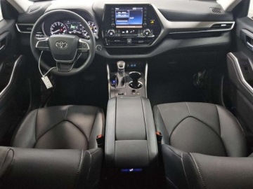 Toyota Highlander III 2022 Toyota Highlander XLE 2022 3.5 Benzyna 295KM, zdjęcie 8